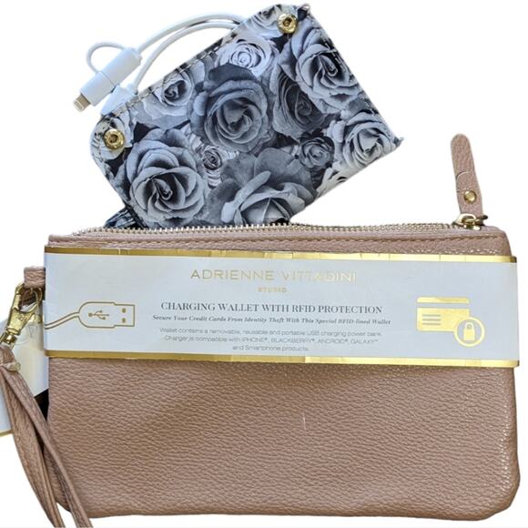 Adrienne Vittadini charging wallet taupe NWT - Picture 2 of 8
